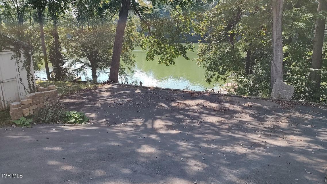 Photo #5: 3605 Hemlock Park Drive