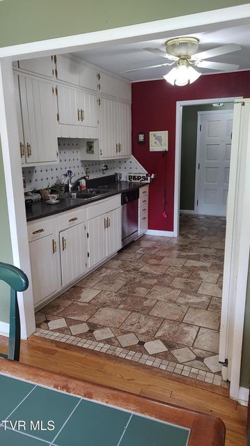 Photo #12: 3605 Hemlock Park Drive