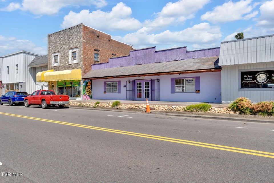 Photo #2: 333 Sullivan Street