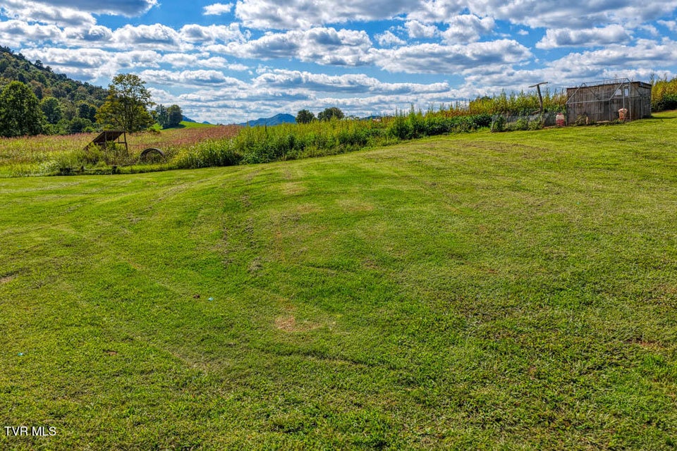 Photo #15: 315 Meadow View Road