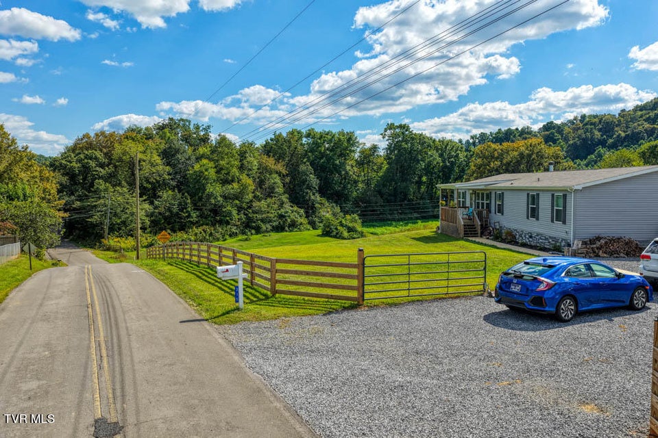 Photo #19: 315 Meadow View Road