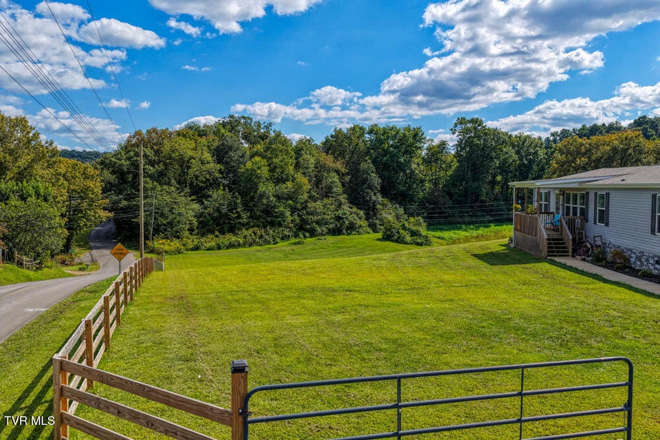 Photo #20: 315 Meadow View Road
