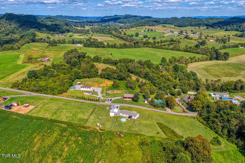 Photo #26: 315 Meadow View Road