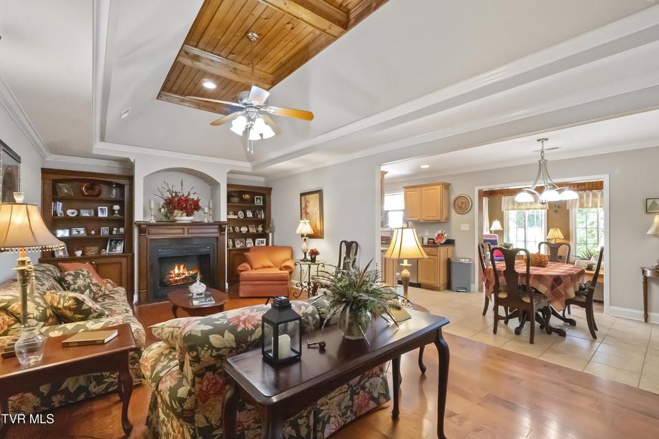 Photo #2: 106 Bridgewater Court