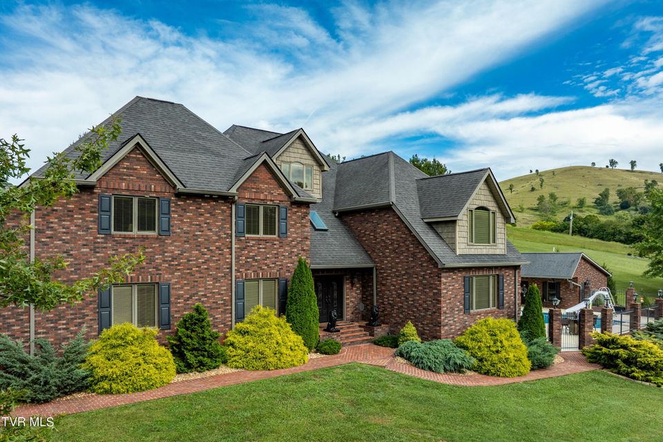 Photo #52: 194 Willow Brook Drive