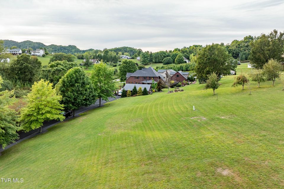 Photo #66: 194 Willow Brook Drive