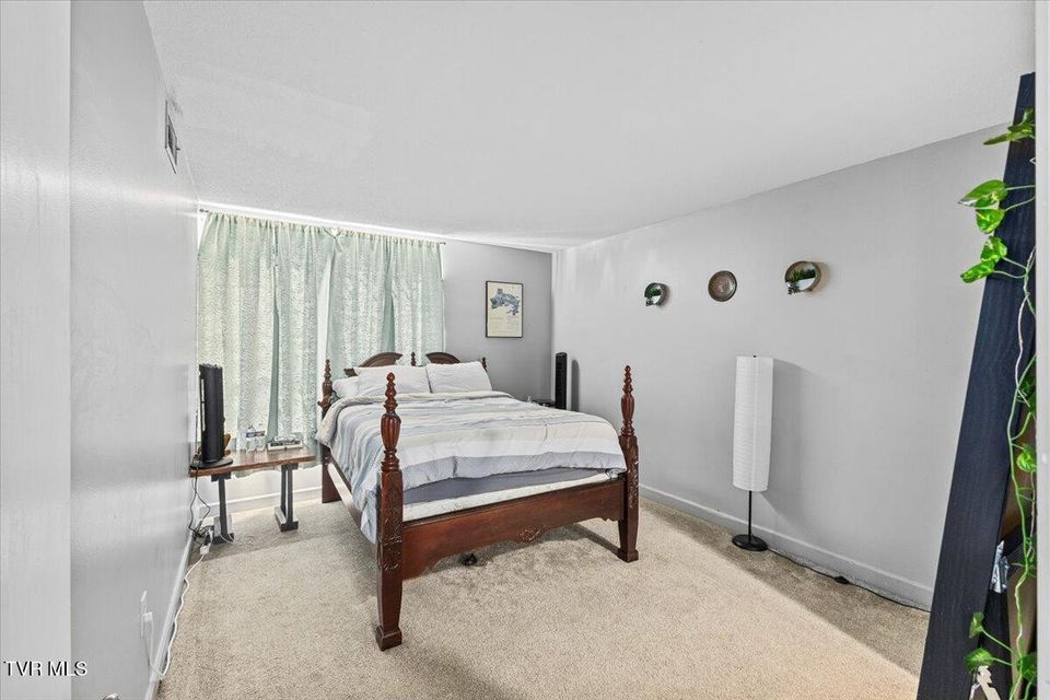 Photo #12: 420 Wheatley Street