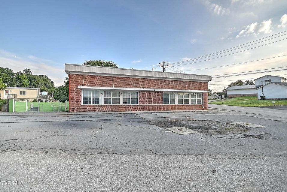 Photo #3: 3536/3538 Walnut Street
