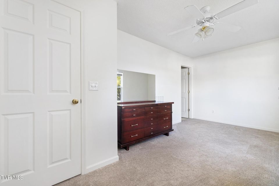 Photo #26: 3115 Walnut Street