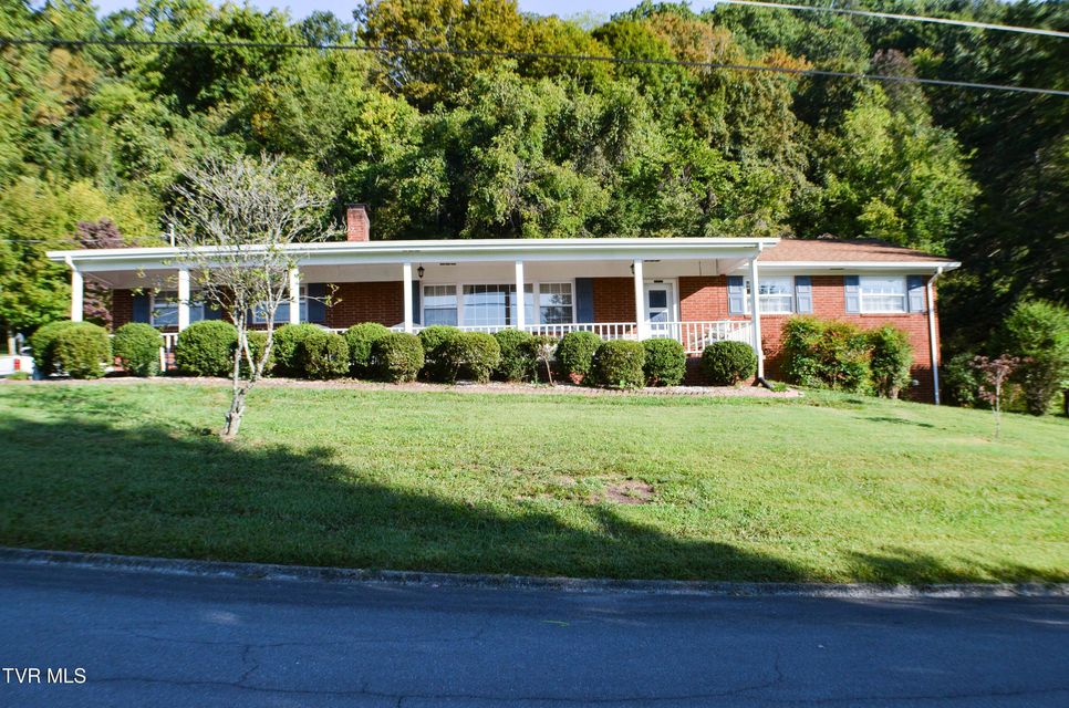 Photo #2: 213 Russell Drive