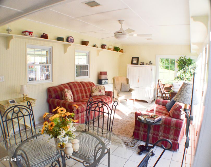 Photo #11: 213 Russell Drive