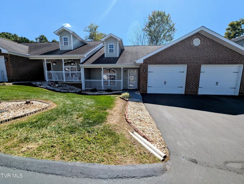 Photo #4: 48 Sage Wood Court