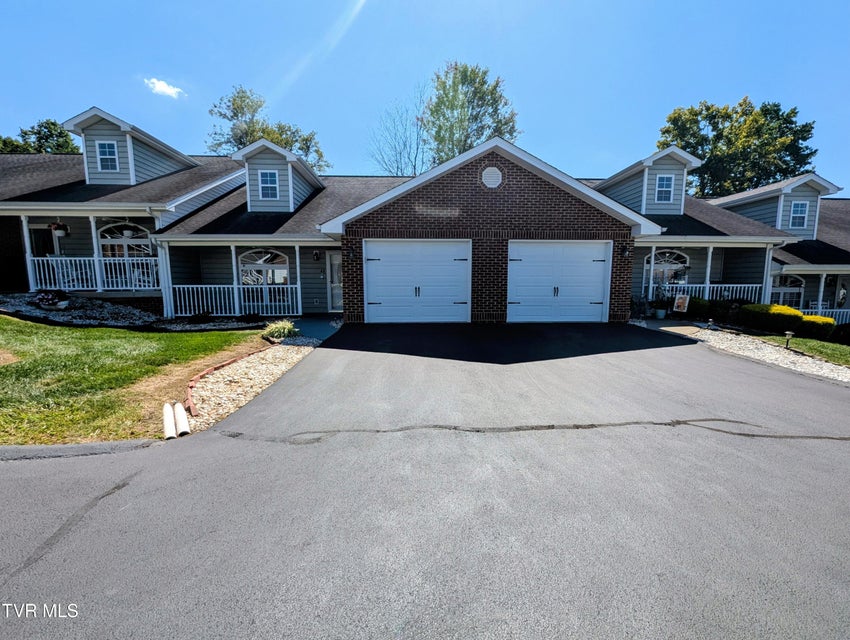 Photo #2: 48 Sage Wood Court