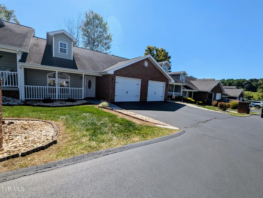 Photo #3: 48 Sage Wood Court