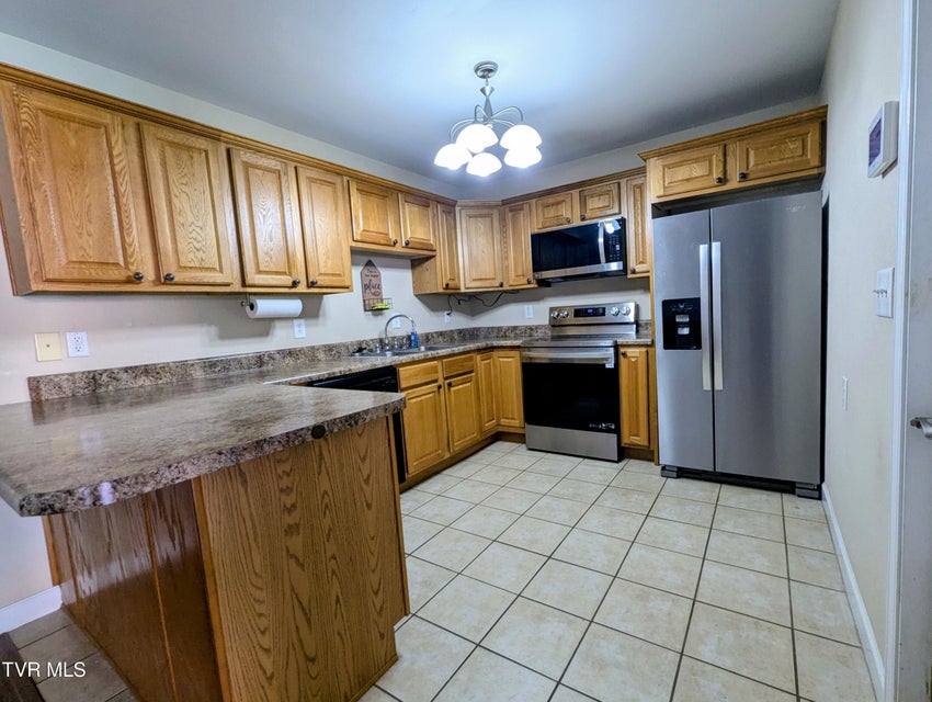 Photo #21: 48 Sage Wood Court
