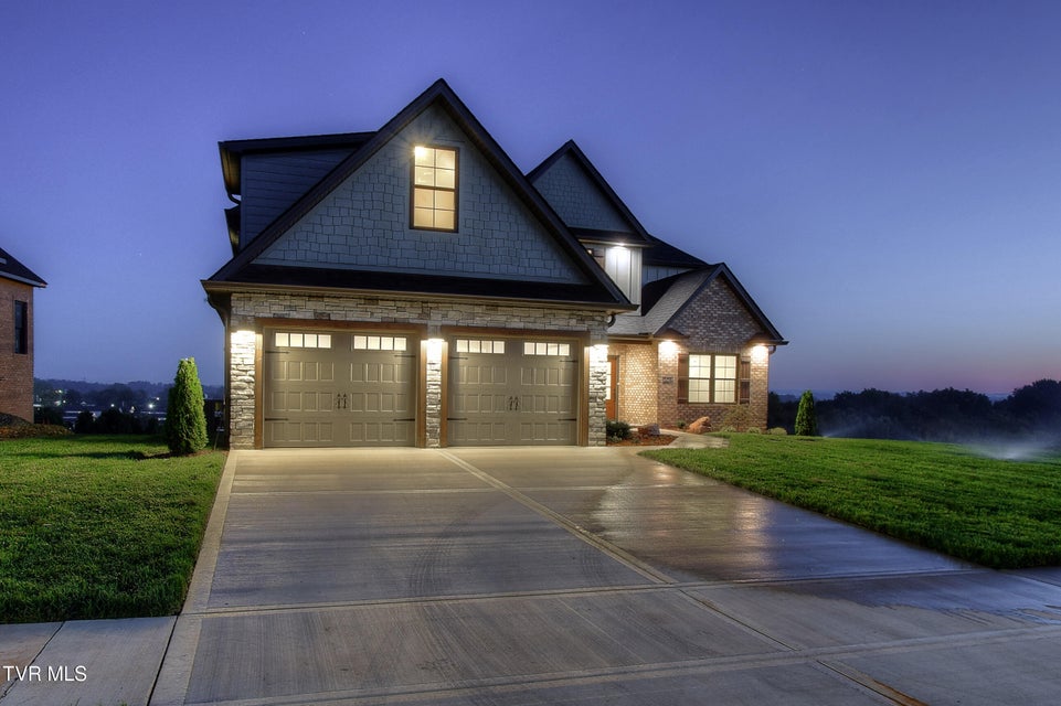 Photo #4: 104 Glaze Farm Way