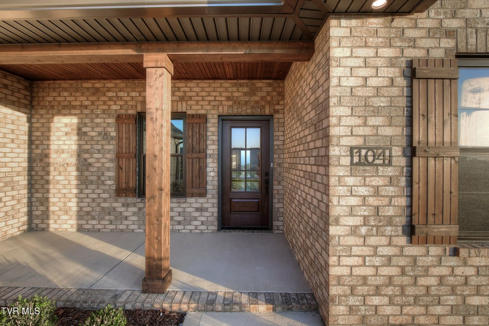 Photo #8: 104 Glaze Farm Way
