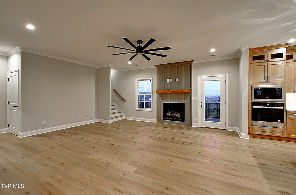 Photo #10: 104 Glaze Farm Way