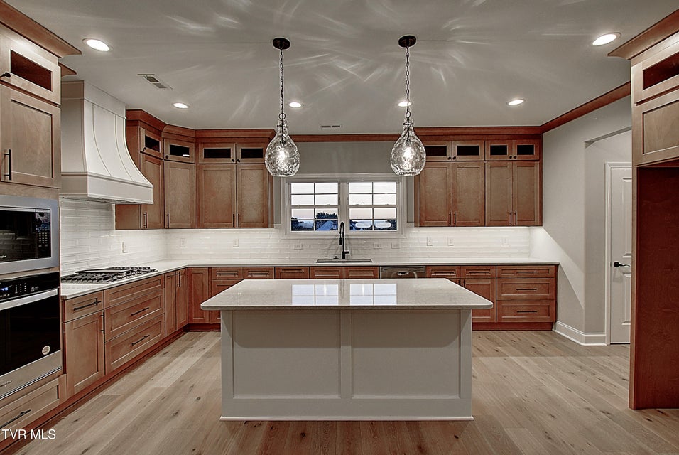 Photo #14: 104 Glaze Farm Way