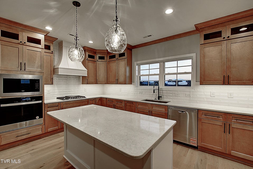 Photo #15: 104 Glaze Farm Way