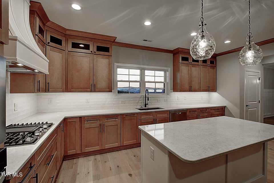 Photo #17: 104 Glaze Farm Way