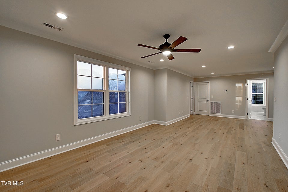 Photo #41: 104 Glaze Farm Way