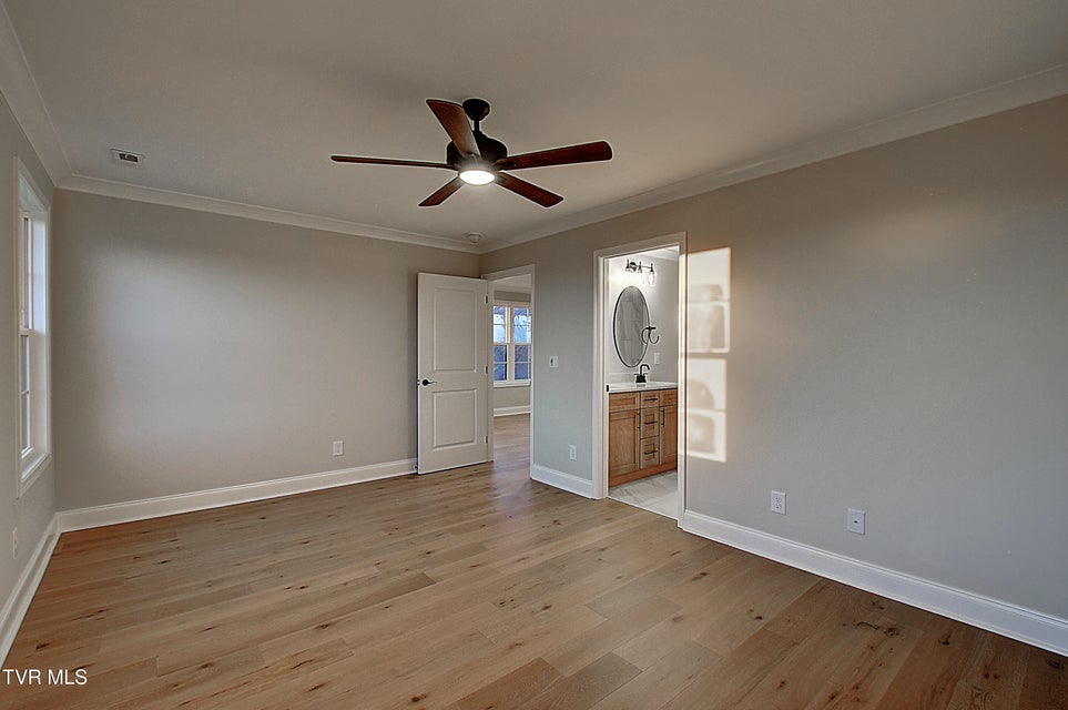 Photo #47: 104 Glaze Farm Way