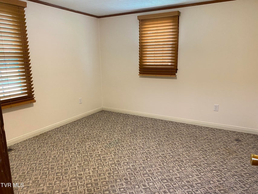 Photo #26: 114 Treadway Lane