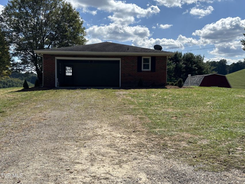 Photo #3: 1691 Jenkins Hollow Road