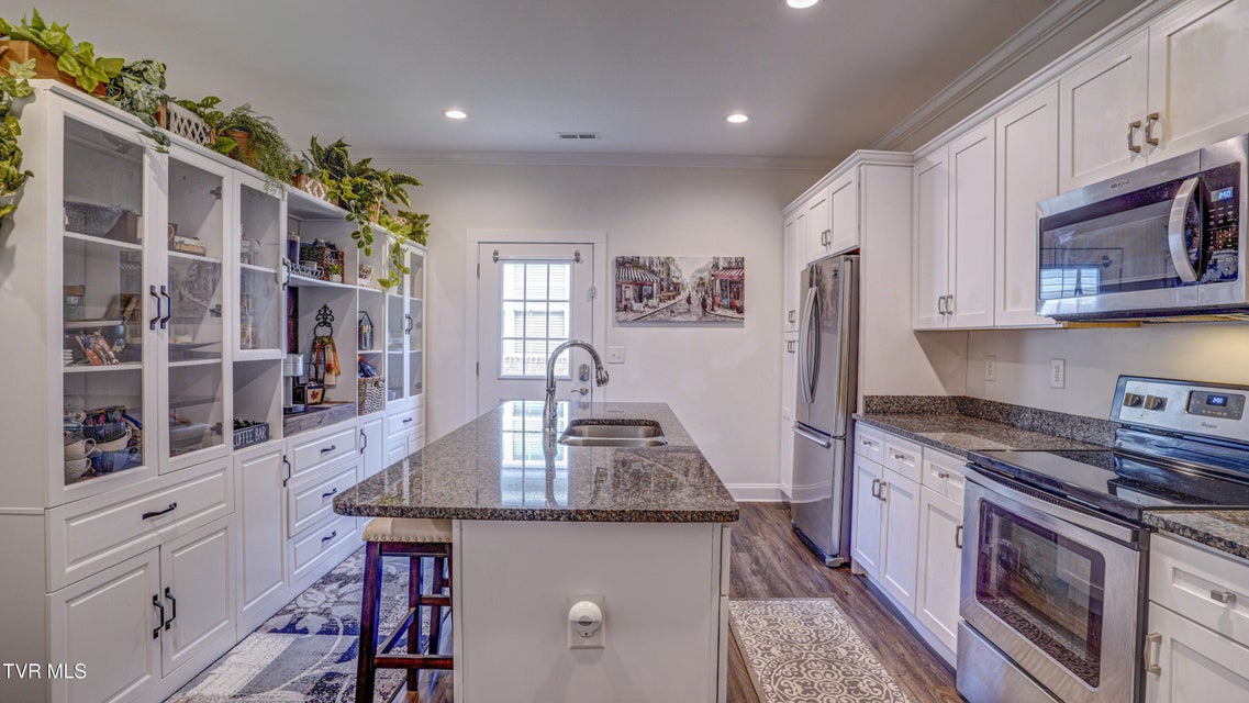 Photo #13: 1653 Virginia Avenue