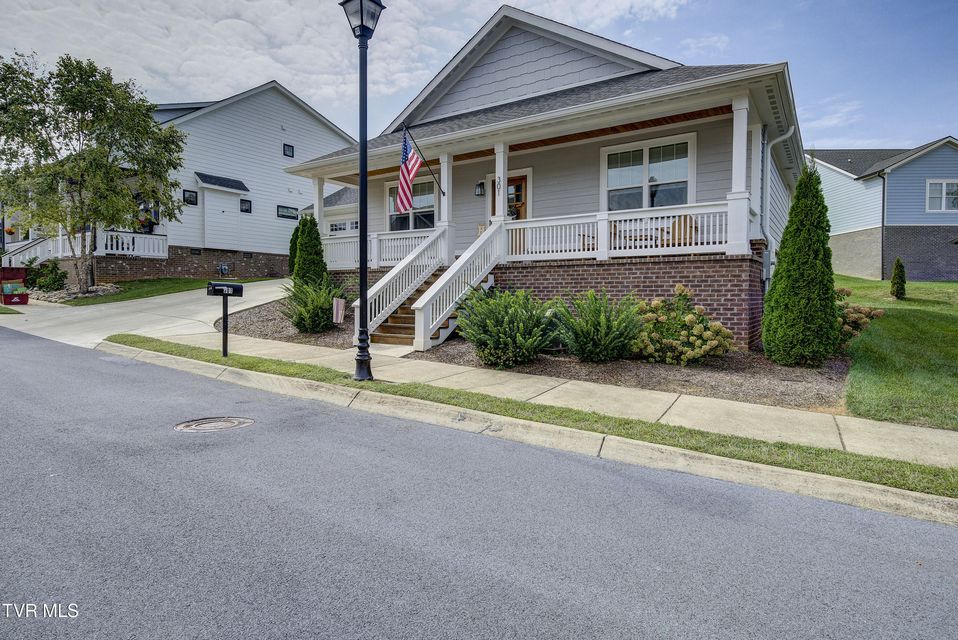 Photo #3: 301 Princeton Drive