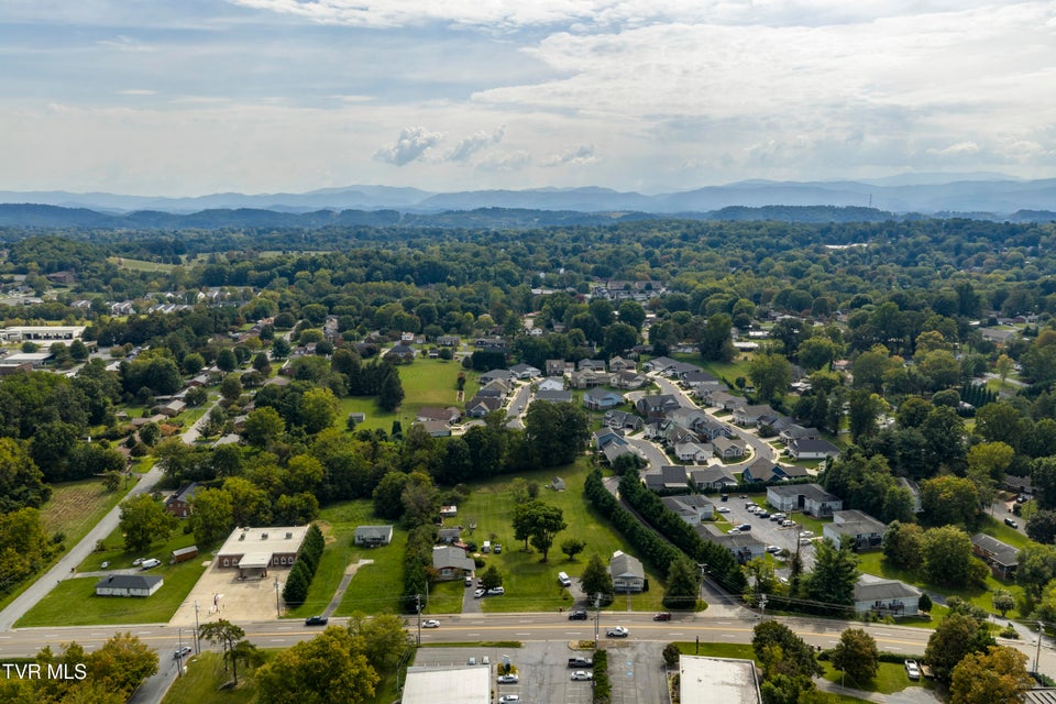 Photo #51: 301 Princeton Drive