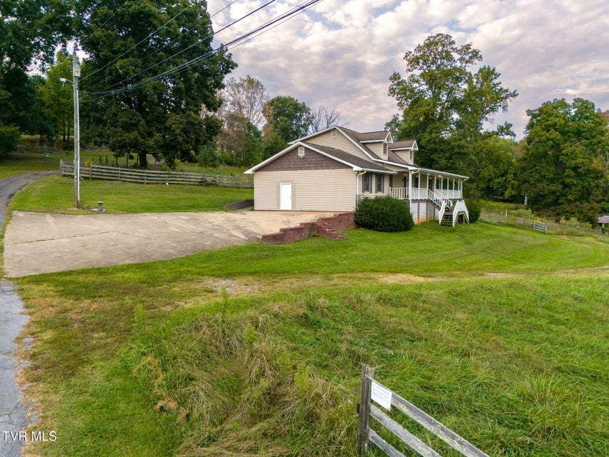 Photo #6: 23147 Simcox Drive