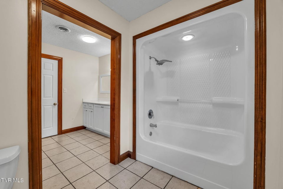 Photo #81: 23147 Simcox Drive