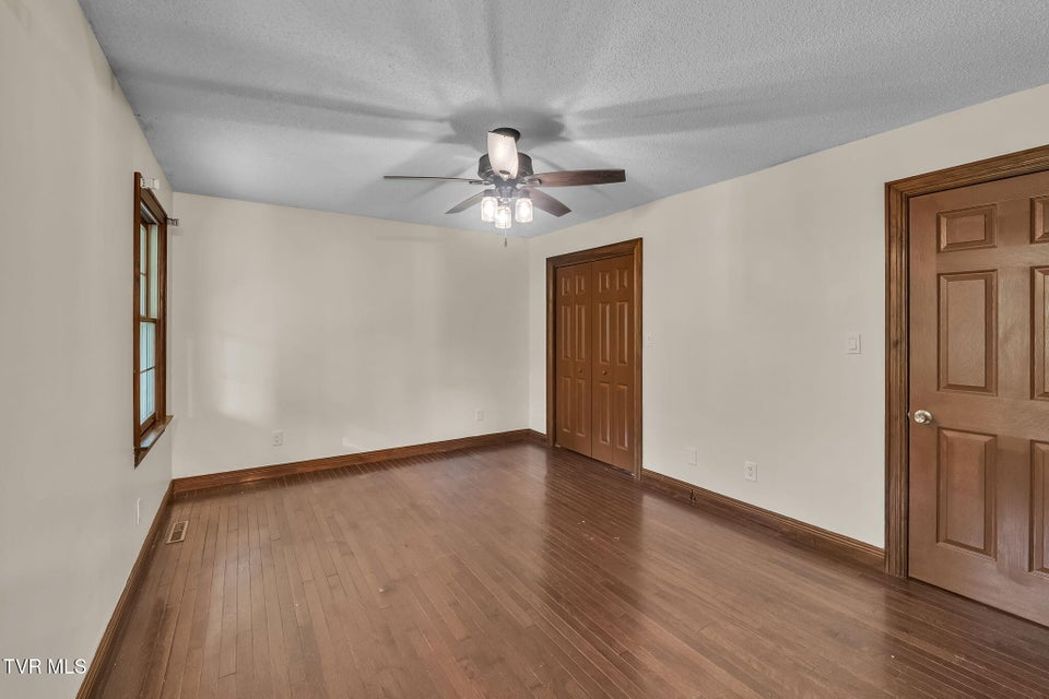 Photo #86: 23147 Simcox Drive