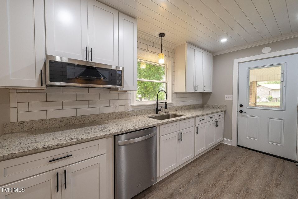 Photo #18: 1236 Nassau Drive