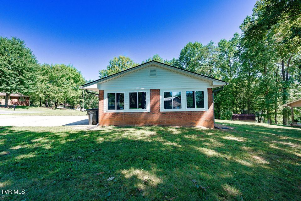 Photo #67: 1236 Nassau Drive