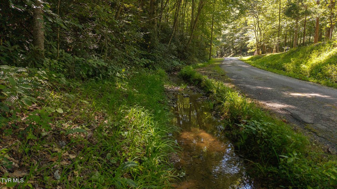 Photo #22: 997 Miller Hollow Road