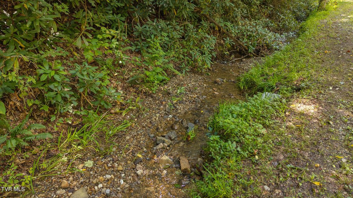 Photo #25: 997 Miller Hollow Road