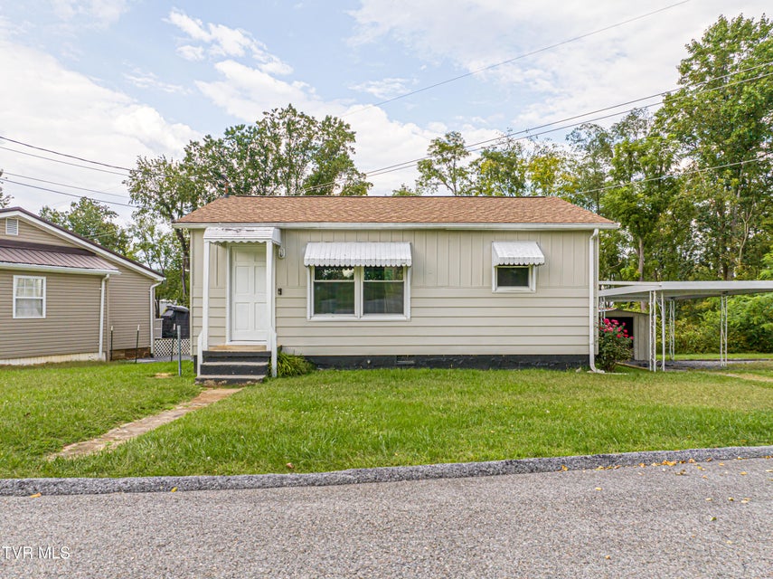 Photo #12: 250 Crescent Drive