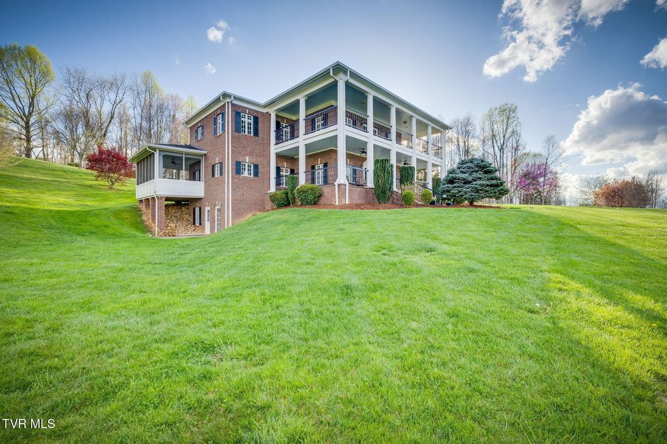 Photo #5: 2606 Beechwood Drive