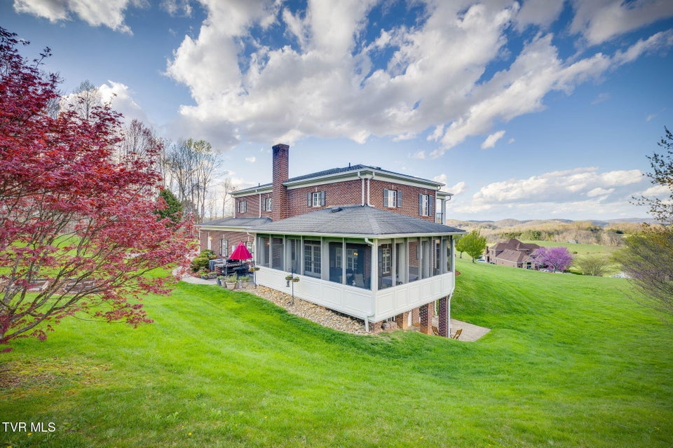 Photo #11: 2606 Beechwood Drive