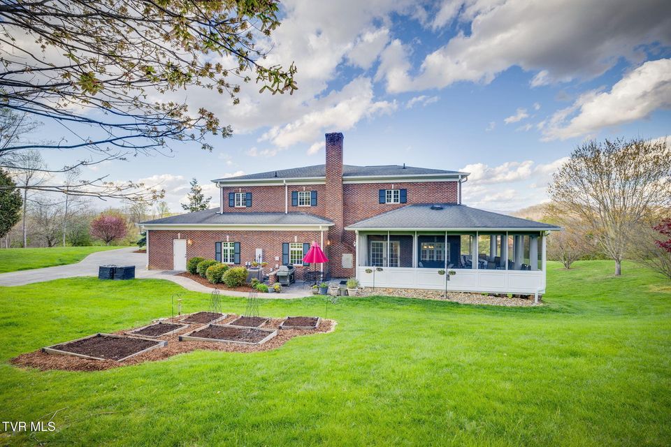 Photo #12: 2606 Beechwood Drive
