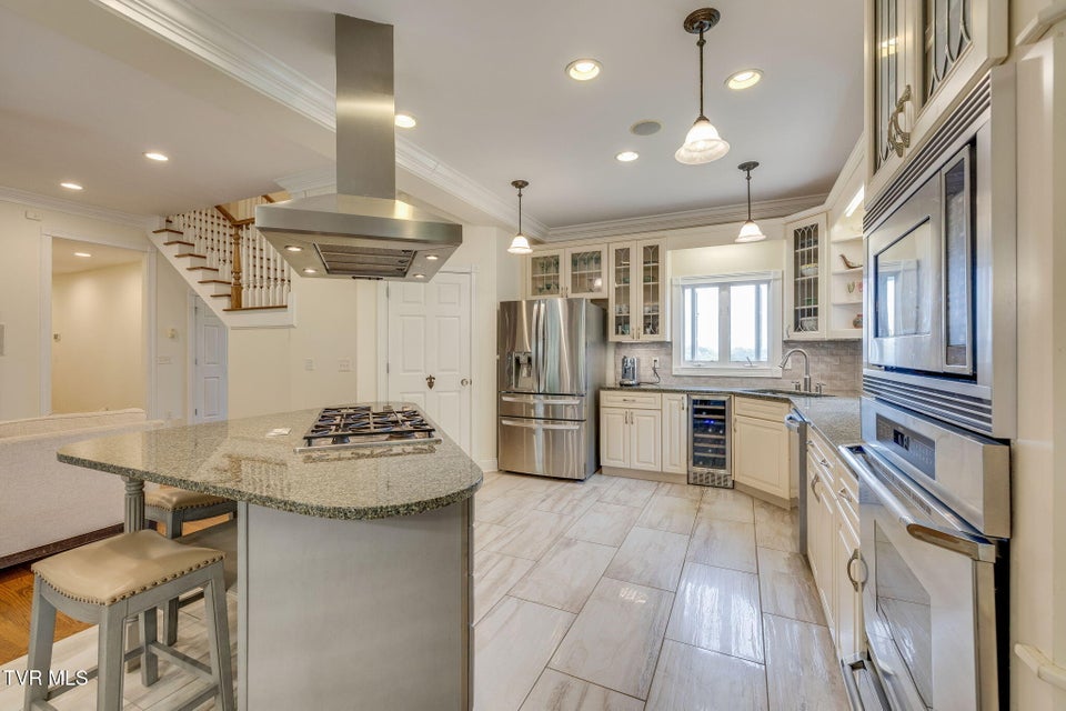 Photo #31: 2606 Beechwood Drive