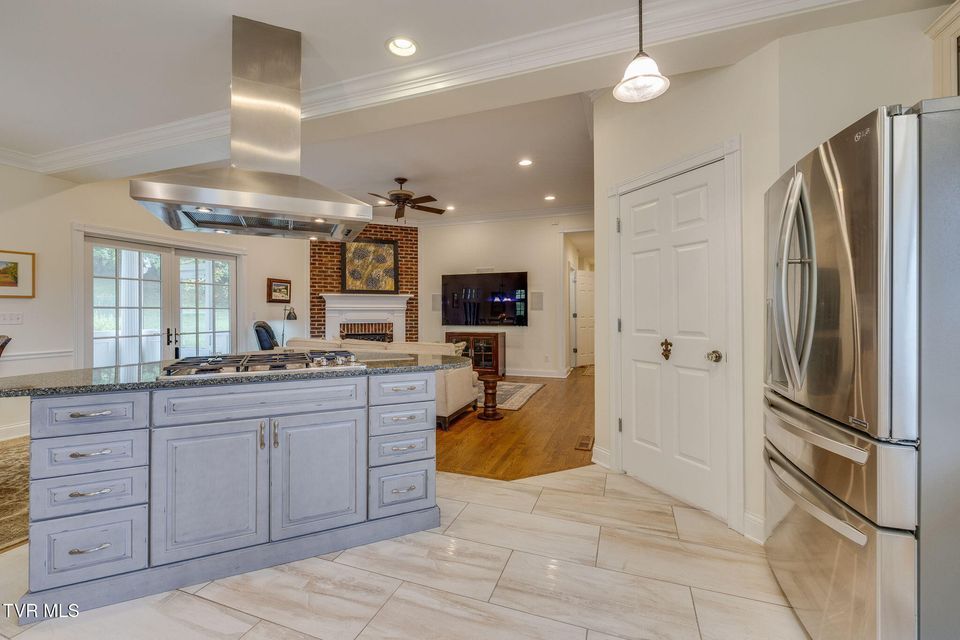 Photo #34: 2606 Beechwood Drive
