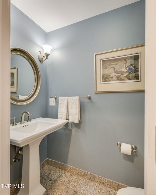 Photo #36: 2606 Beechwood Drive