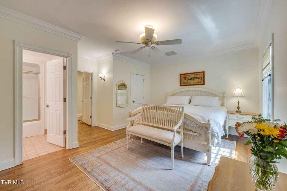 Photo #38: 2606 Beechwood Drive