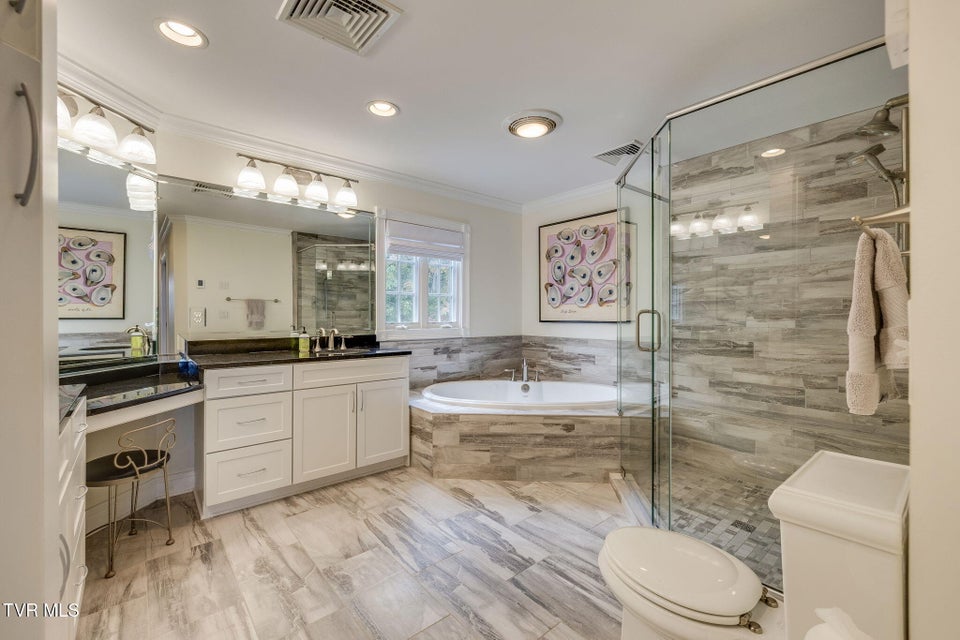 Photo #48: 2606 Beechwood Drive
