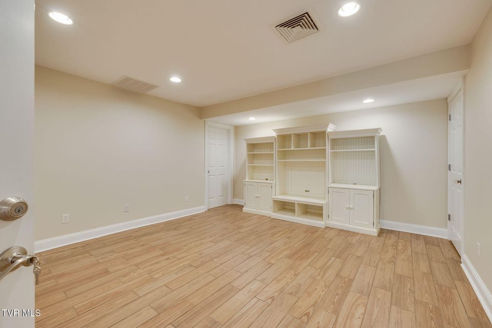 Photo #62: 2606 Beechwood Drive