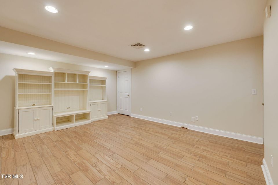 Photo #64: 2606 Beechwood Drive